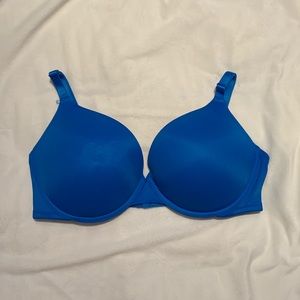 Victoria Secret PINK blue t-shirt bra